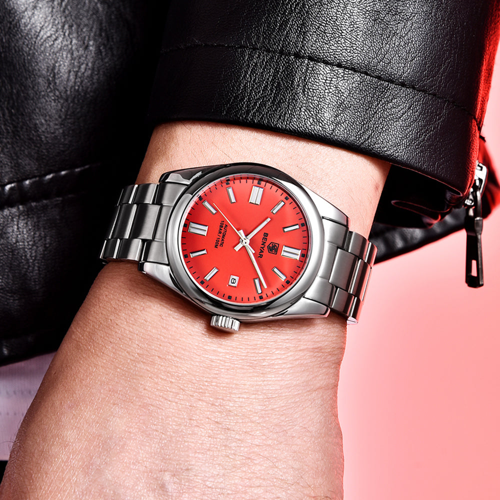 Modern Minimalist Automatic Diver Watch